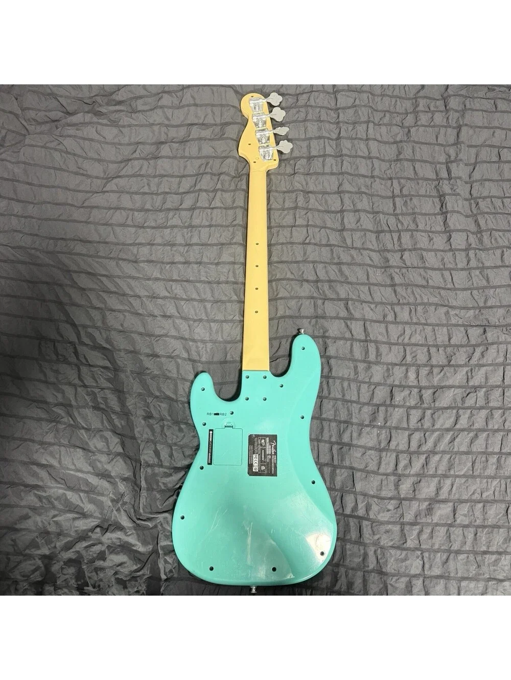 Rockband 2 Xbox 360 Fender Precision Bass SeaFoam Green 9766